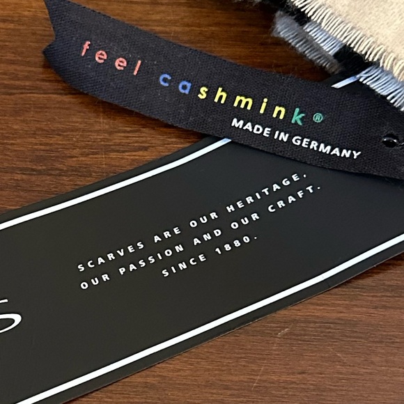 🌟HP🌟Beige Check Plaid Tartan Feel Cashmink  Scarf by FRAAS Made in Germany - Picture 6 of 8